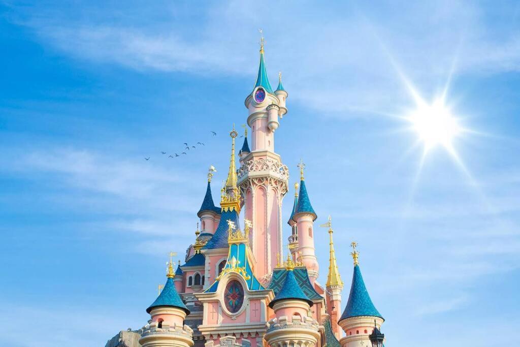 מונטבראן Le 82 - Studio Pour 4 A 3 Minutes De Disneyland Paris מראה חיצוני תמונה